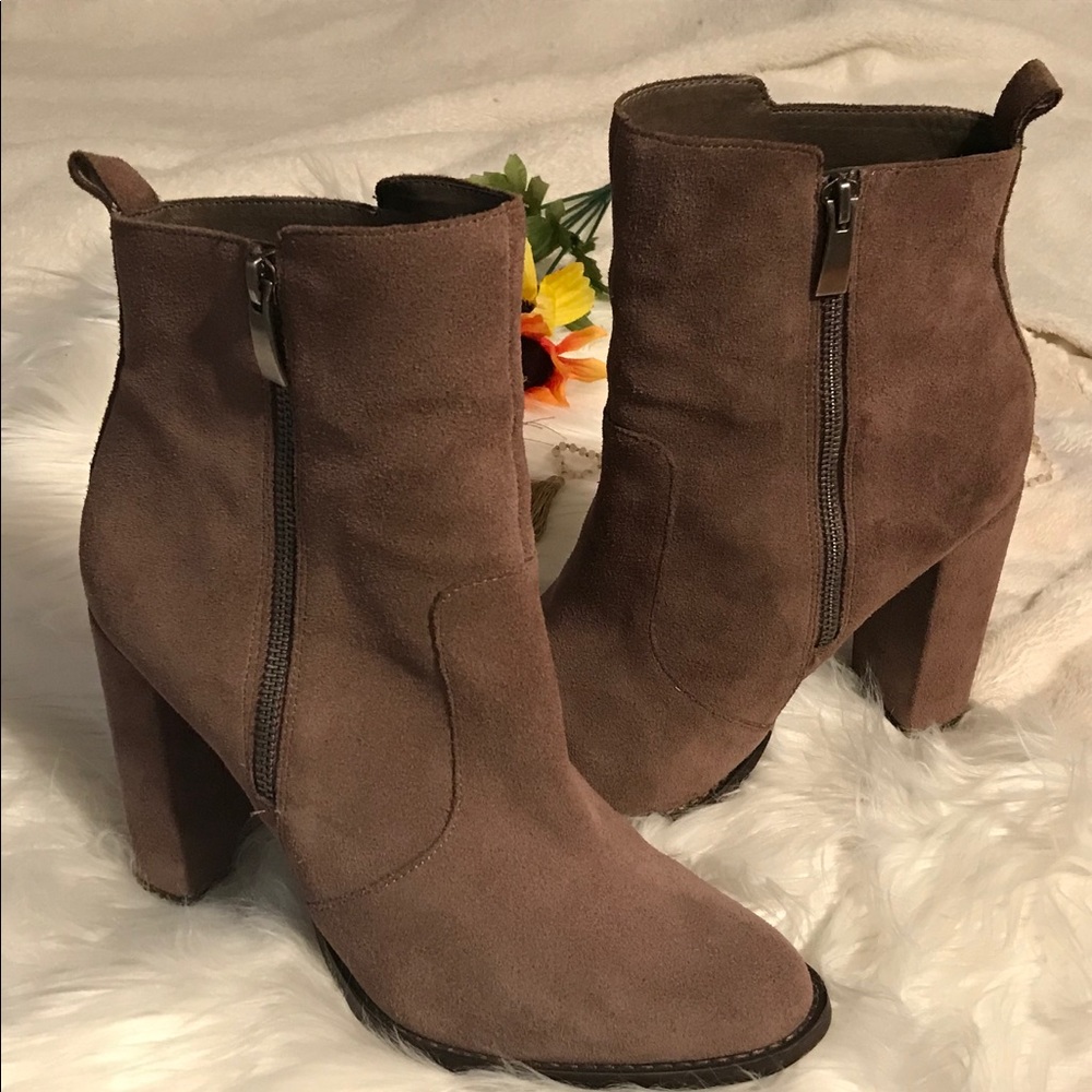 ⬇️SALE!💥  NWOT STEVE MADDEN SUEDE  BOOTS 10 - Picture 2 of 8